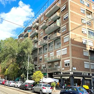  Apartamento Trastevere For You... 3 Bedrooms